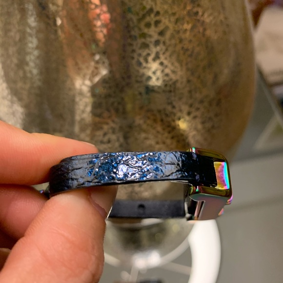 Tory Burch x Fit Bit Flex 2 Accessory - Picture 8 of 8